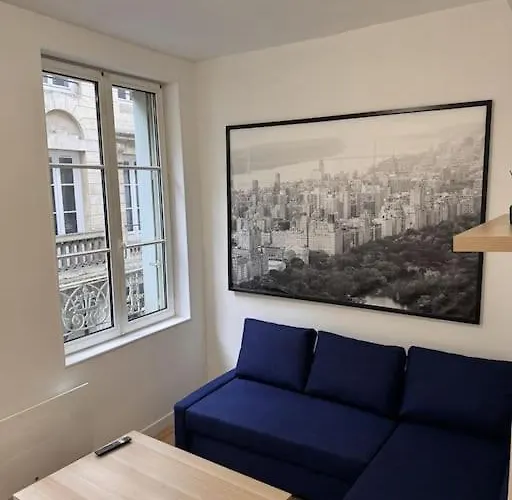 Vieux Marche - 1er Etage Rue Apartment