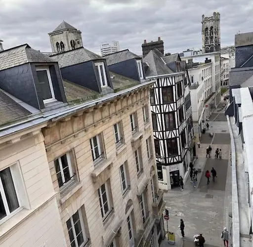 Vieux Marche - 1er Etage Rue アパート *